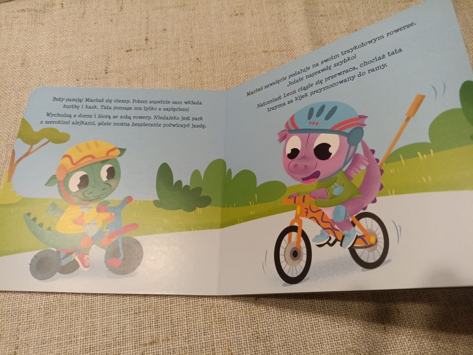 Maciuś i Leon Jeżdżą na rowerze 
Jeżdżą na rowerze 
Katarzyna Wierzbic