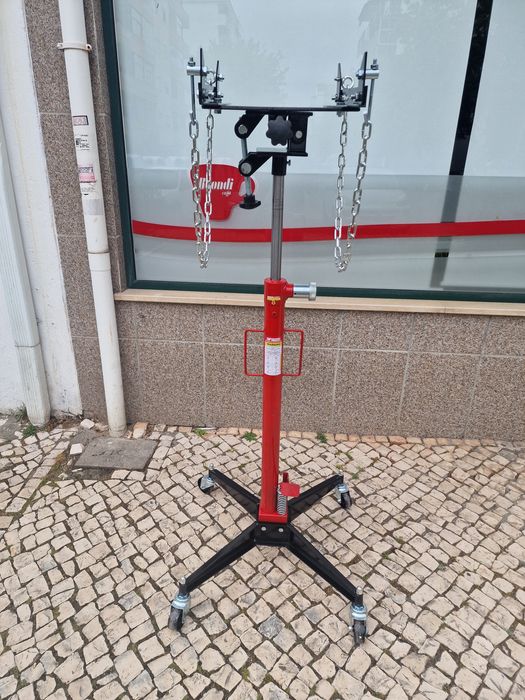 Macaco de força novo entrego em mãos para tudo país