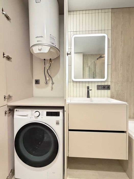 Продаж квартири в ЖК Америка, вул. В. Великого з дизайнерським ремонтом