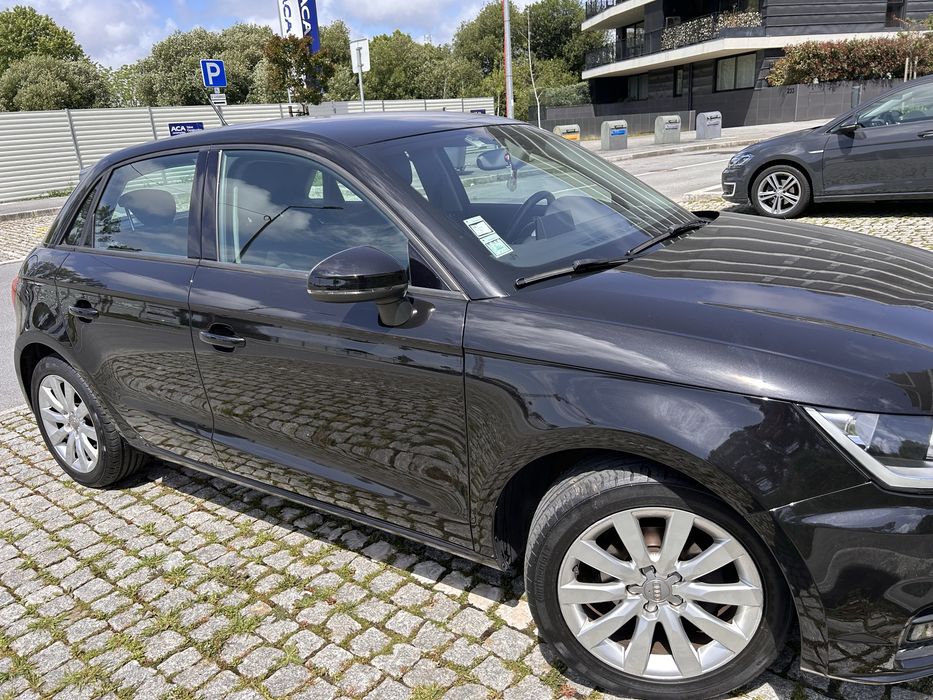 Audi A1    impecavel