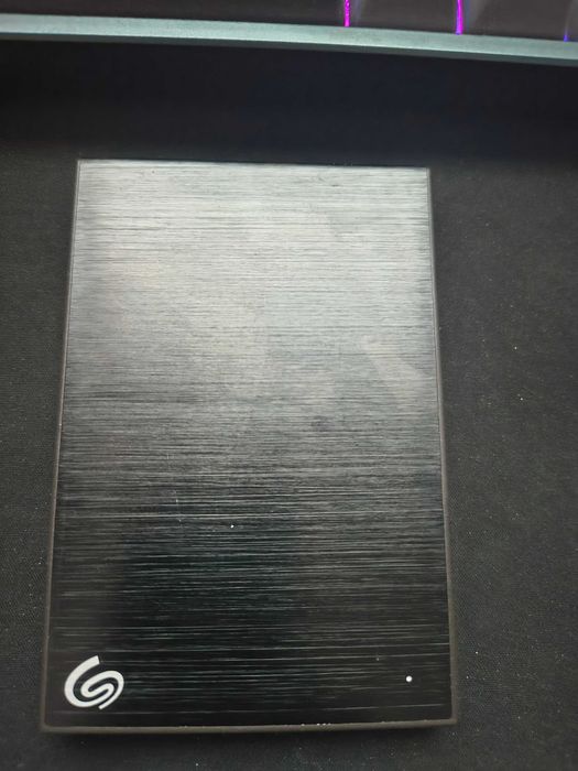 Dysk Seagate slim 2TB USB niski przebieg