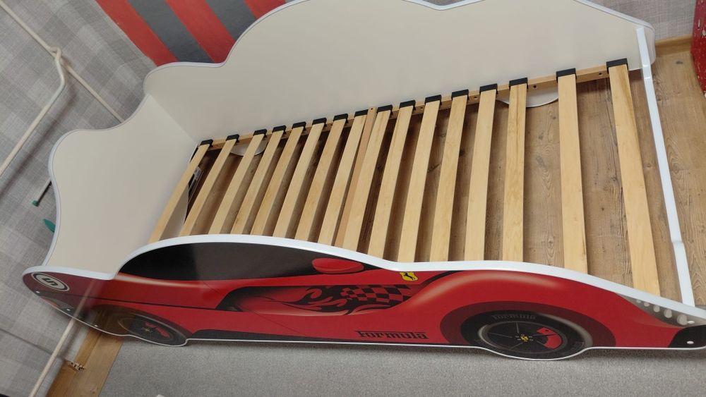 Sprzedam łóżko auto