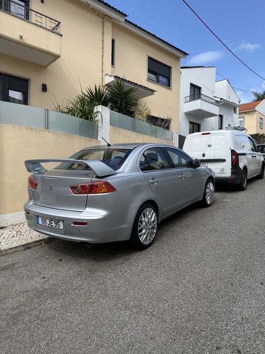 Mitsubishi Lancer