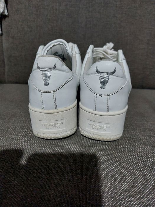 Buty sportowe marki Windsor Smith