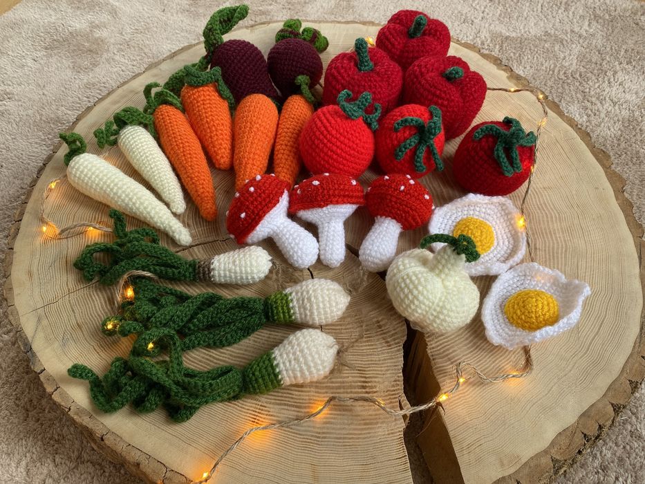 Zestaw warzyw i owoców montessori szydełkowe