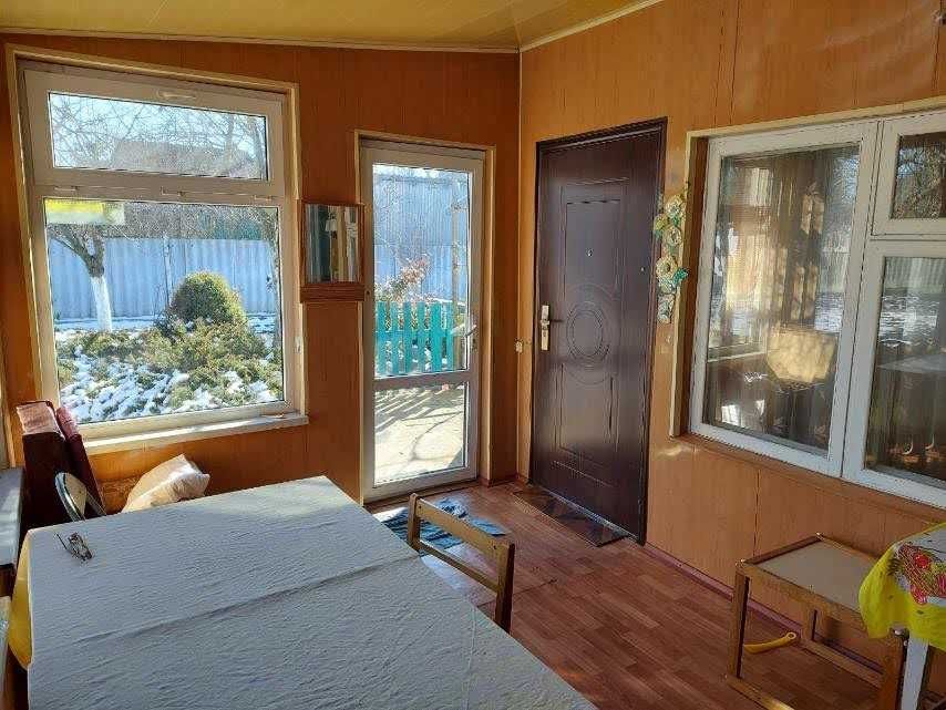 Продам дом с отоплением и сауной. Район Затоки.