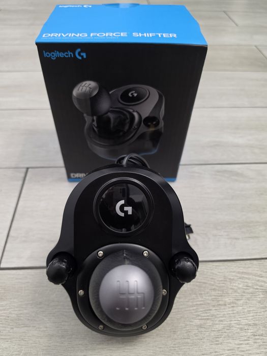 Кермо Logitech G29 Driving Force + педалі, передачі.