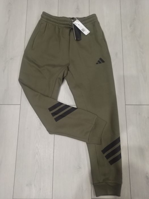 Штани Adidas future icons. Оригінал