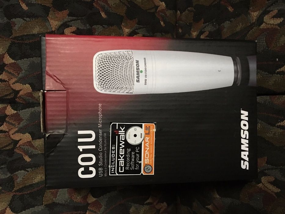 Samson C01U USB Studio Condenser Microfone