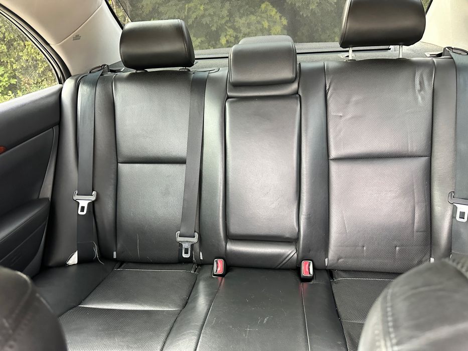 Toyota Avensis T25