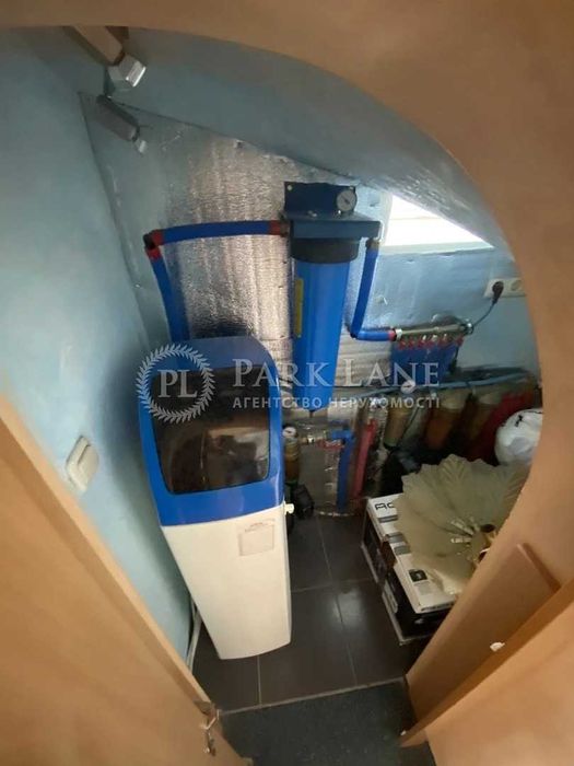 Продаж 5к. квартири на Подолі, вул. Введенська, 29/58