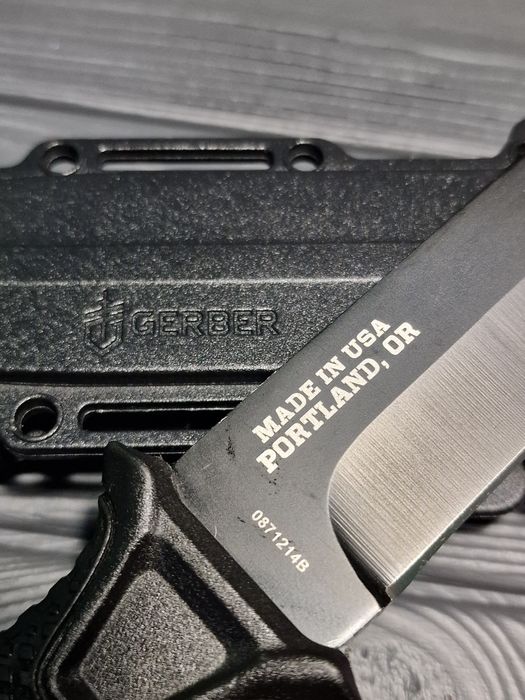 Тактический Нож Gerber STRONGARM Fixe/чёрный/с гравировкой.