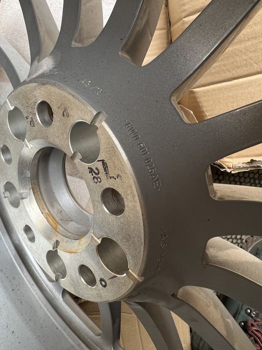 Felga 7,5x17 ET29 Audi A4 A5 8W0 oryginał jak NOWA