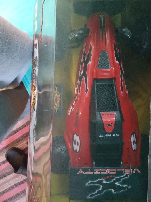 Samochód zdalnie sterowany Baja Extreme New Bright.