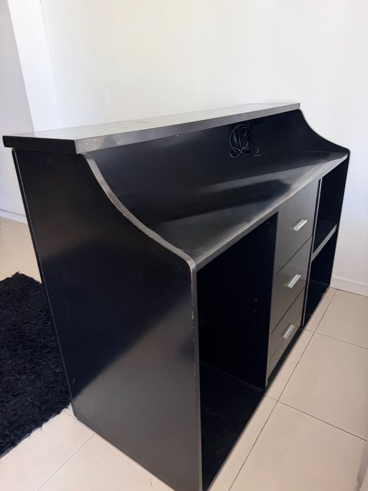 Balcão de recepção para estabelecimento