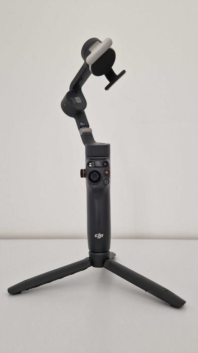 DJI OSMO mobile 6