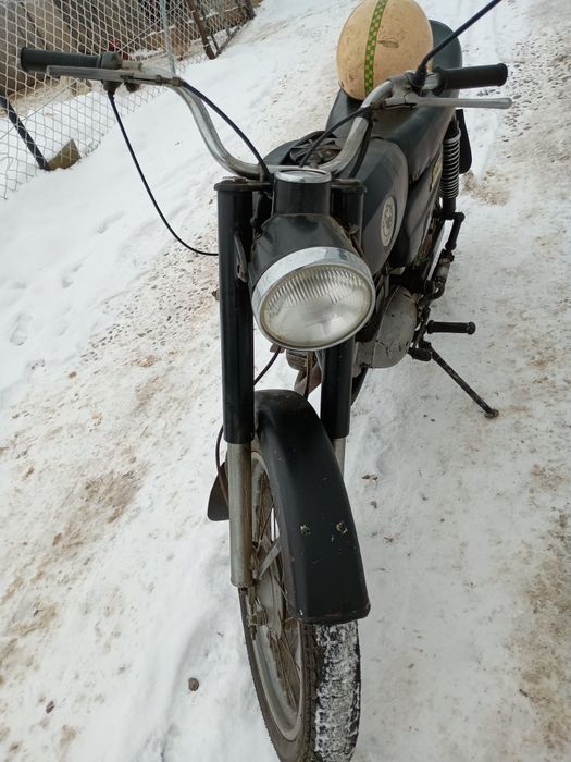 Motocykl WSK 125 Ladna