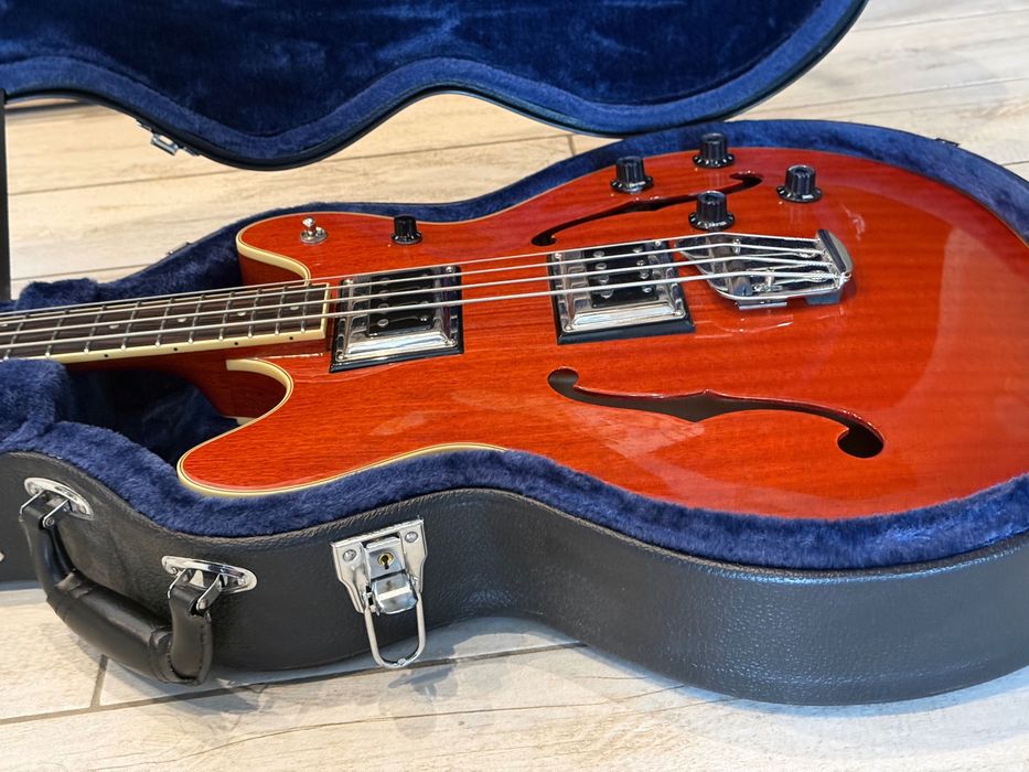 Guild Starfire II - Gitara Basowa