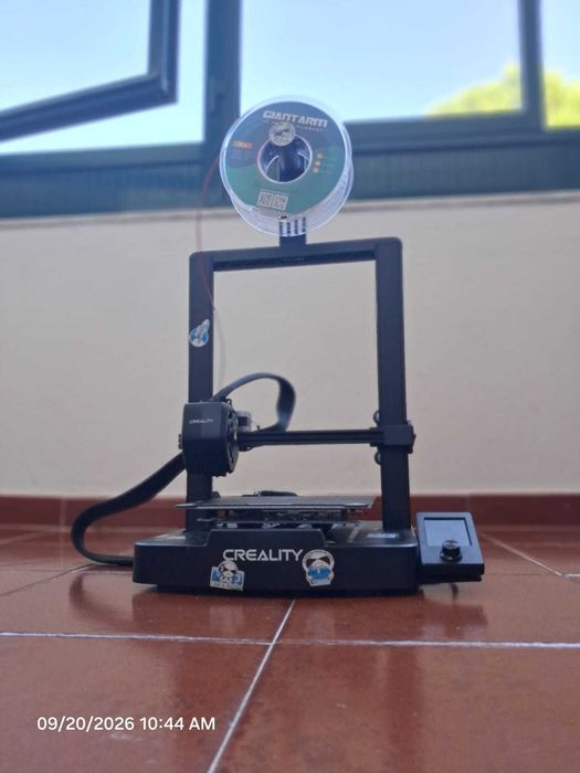 Impressora 3D Creality Ender 3 V3 SE + 2 Filamentos
