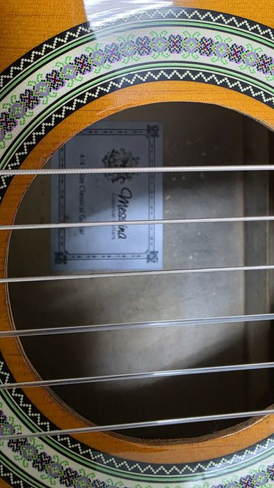 Guitarra Messina  4/4 Nova