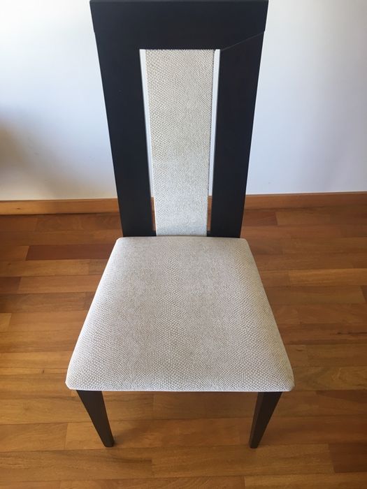 Vendo mesa e cadeiras Antarte