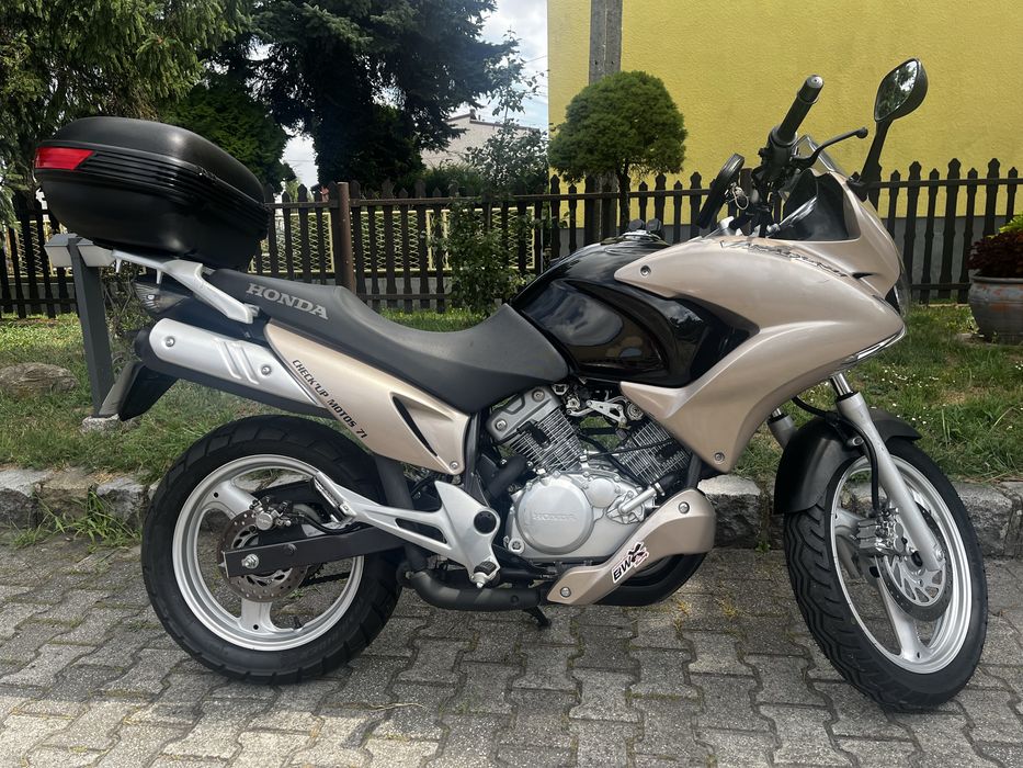 Honda Varadero 125 Mały przebieg, piękny stan, zadbana