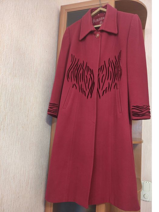 Пальто жіноче (осінь-зима)