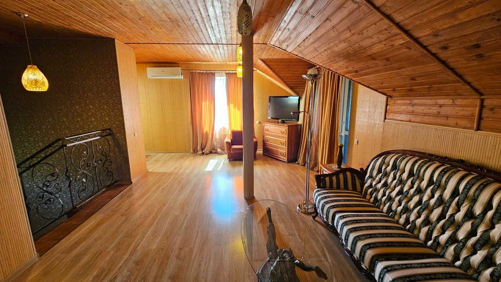 Продаж будинку-бункер 250м  Гореничі! Киів  10 хв!