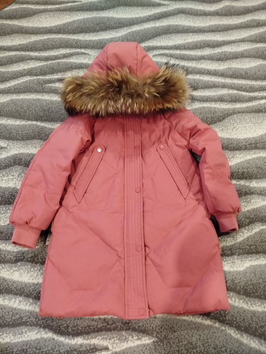 Пуховик на дівчинку