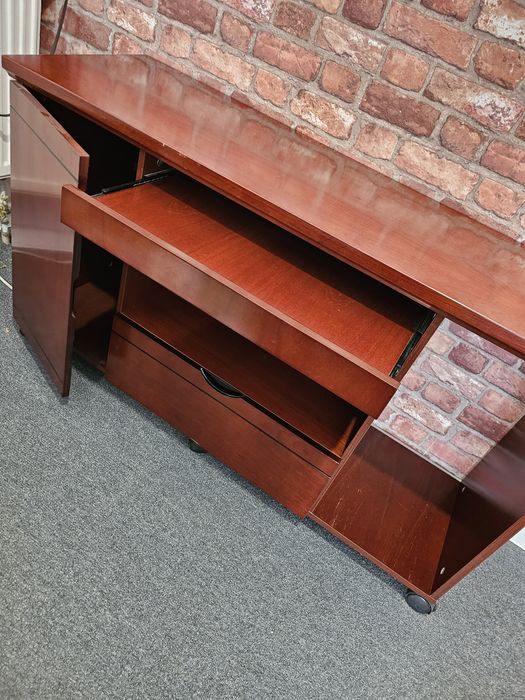 Solidny Komplet biurko i dostawka Bemondi