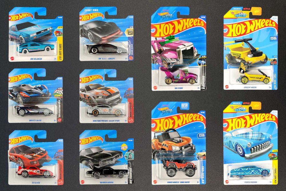 Хот Вілс 1:64 Hot Wheels BMW, Mercedes, Ferrari, Porsche, Zamak, USA
