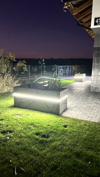 Sprzedam   Donice z Led