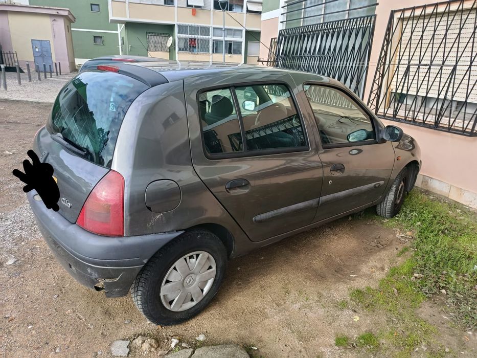 Carro em otimo estado .