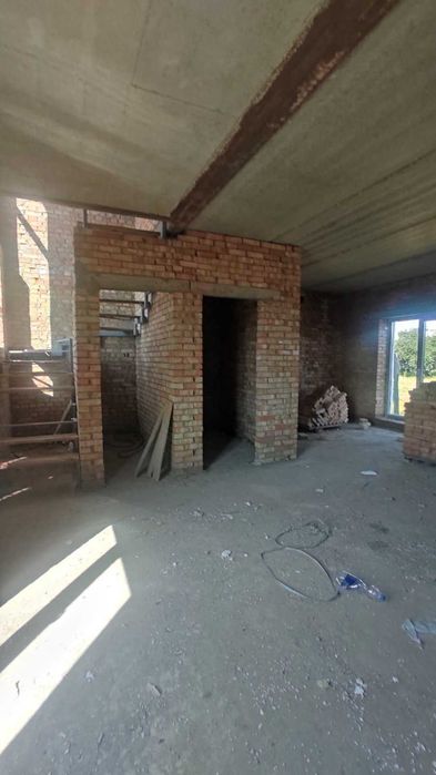 Продам таун хаус в селі Бохоники 3030