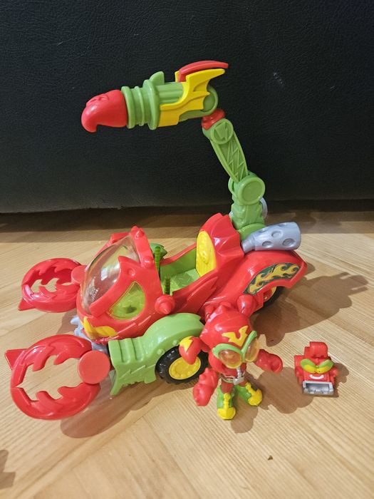 Wild Scorpion superthings + gratisy