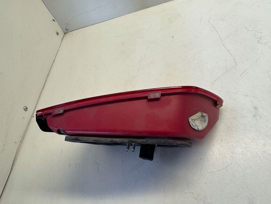 vw passat b7 kombi lampa prawy tył w klapę led