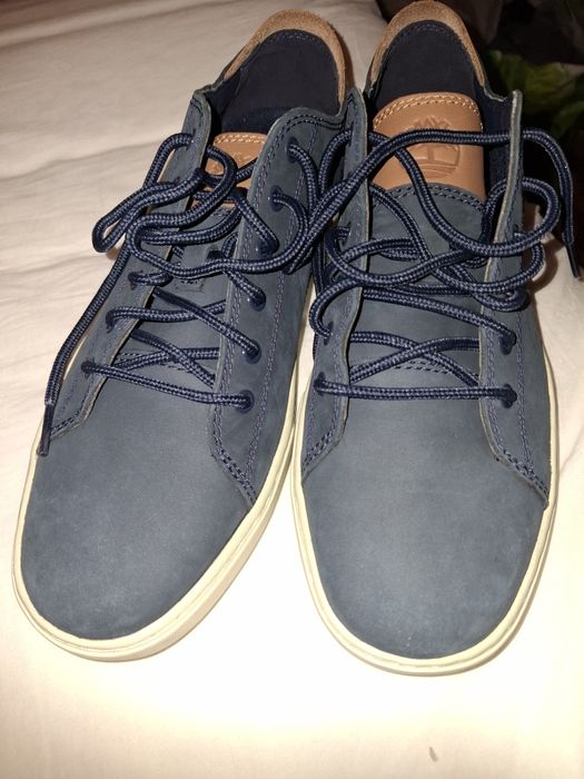 Vendo tenis da Timberland  novos azuis pele 42