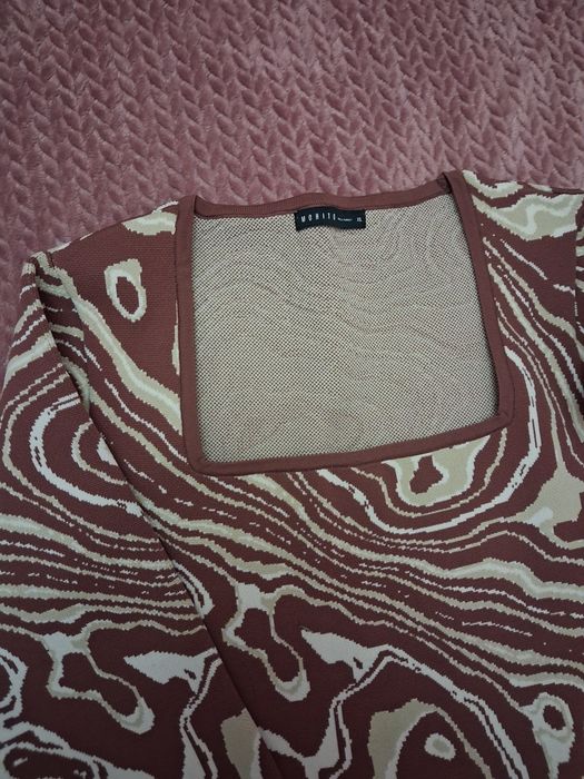 Чудовий комплект одягу р. Xl