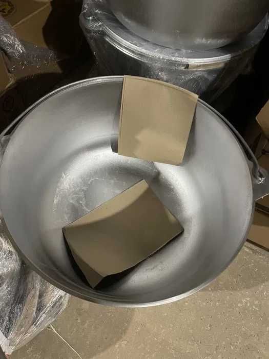 Казан 40л з кришкою похідний