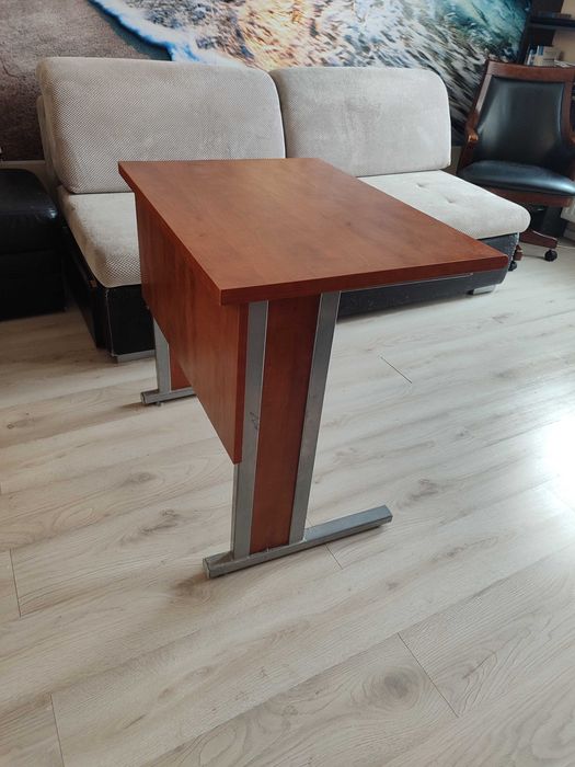 Okazja! Małe biurko 80x75x60