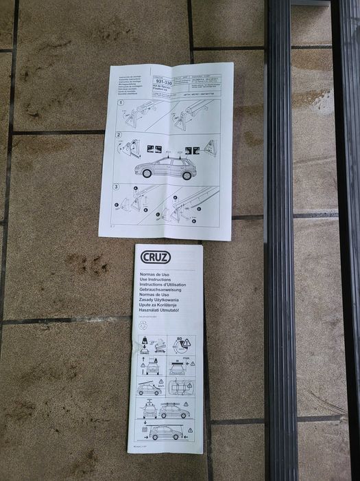 Bagażnik dachowy samochodowy marki CRUZ