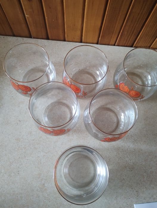 Komplet 6 szklanek z czasów PRL-u