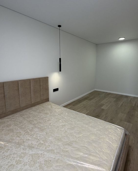 Квартира, 1-кімн., 42 м², Вишневе
