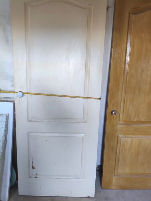 Продам двери 500 грн та что мятая 100грн