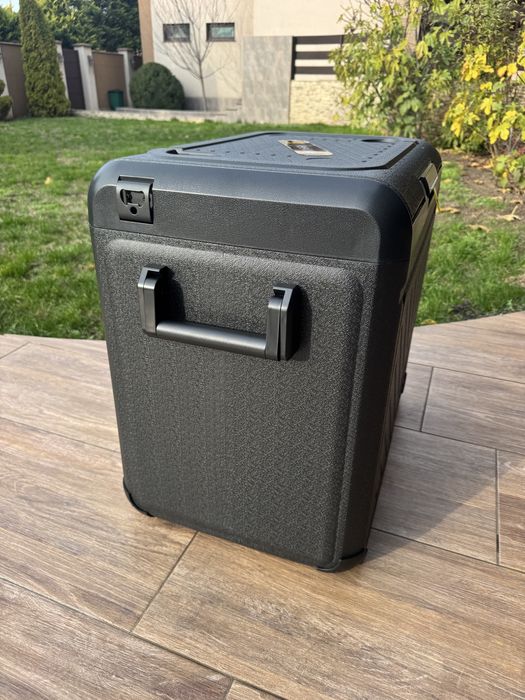 Автомобильный холодильник -20*С   12v - 220v