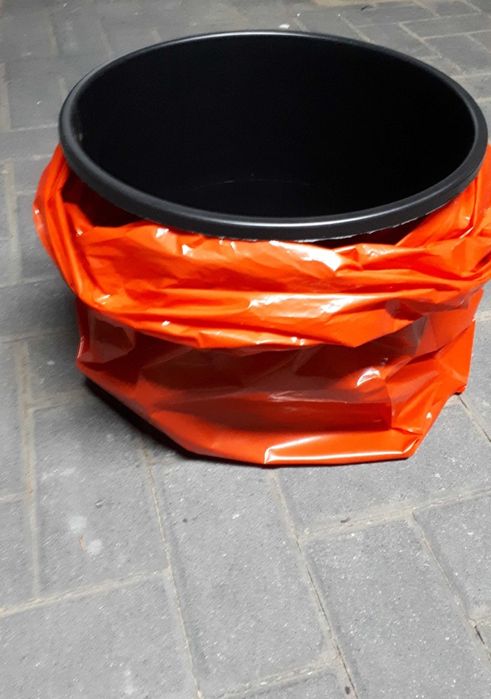 Worki foliowe na choinki czerwone 35cm średnicy