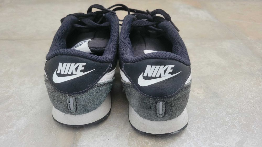 Nike MD Runner 2 usados 38.5 para desocupar