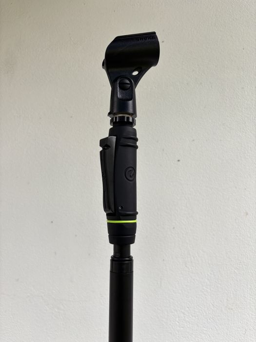 Legendarny Shure SM58 + statyw