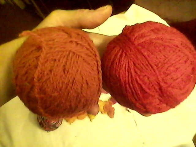 Нитки шерстяные