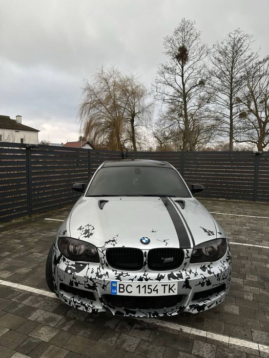 Продам BMW м1 в збереженому стані